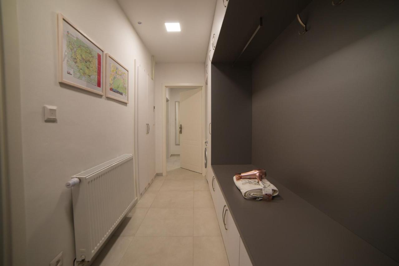 Top Class Apartments In Carlsbad Karlsbad Buitenkant foto