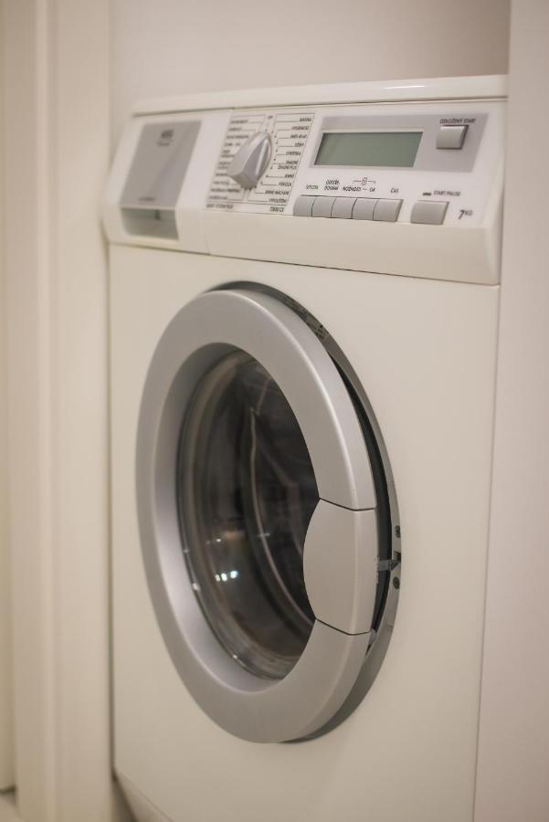 Top Class Apartments In Carlsbad Karlsbad Buitenkant foto